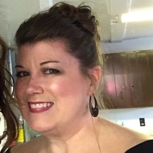 Meet your Posher, Lori